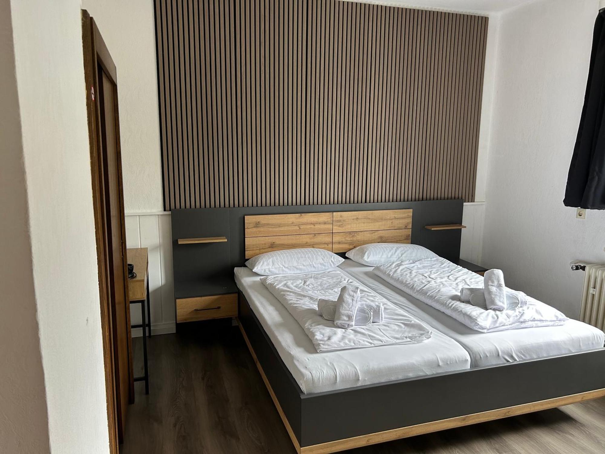 Riverside Airport Hotel Κέλστερμπαχ Εξωτερικό φωτογραφία