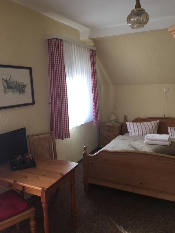 Riverside Airport Hotel Κέλστερμπαχ Εξωτερικό φωτογραφία