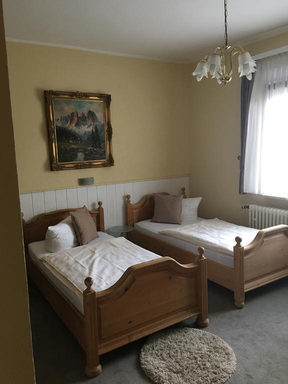 Riverside Airport Hotel Κέλστερμπαχ Εξωτερικό φωτογραφία