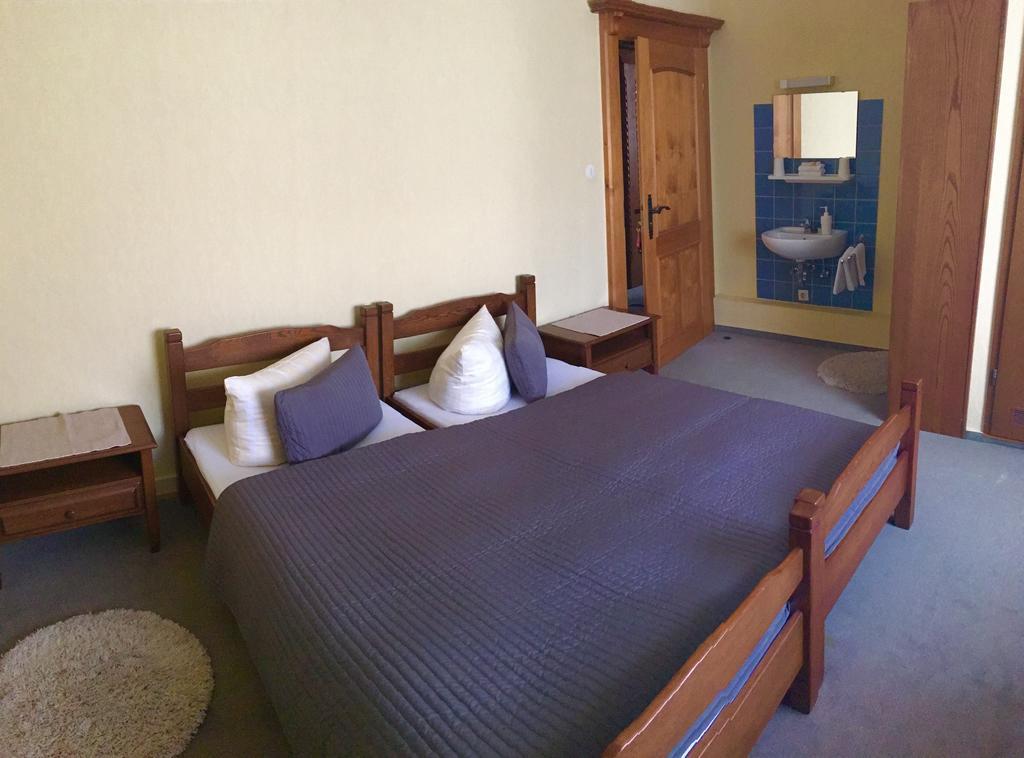 Riverside Airport Hotel Κέλστερμπαχ Εξωτερικό φωτογραφία